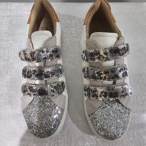 Anthropologie Vanessa Wu silver and white tennis shoes. Origin (France)
